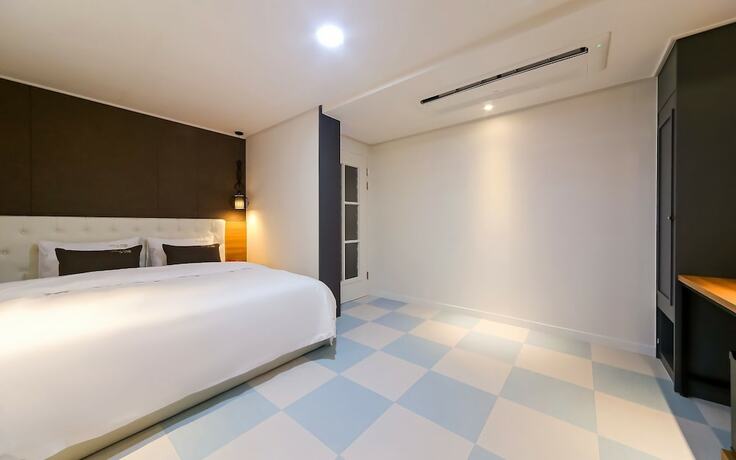Imagen de la habitación del Hotel Yangsan Bukdong The Bams. Foto 16