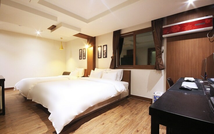 Imagen de la habitación del Hotel Yangsan Deokgye Sharp. Foto 17