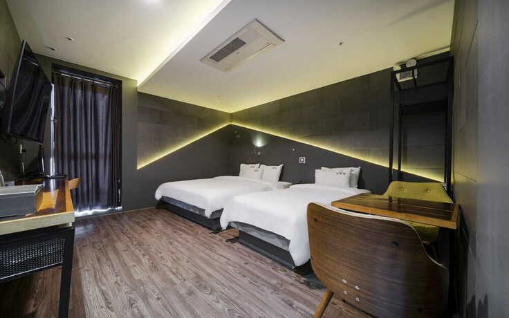 Imagen de la habitación del Hotel Yangsan Mulgeum 369. Foto 15