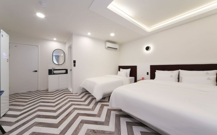 Imagen general del Hotel Yangsan Seoksan Candeo. Foto 18