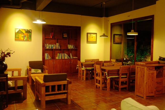 Imagen del bar/restaurante del Hotel Yangshuo Eden Inn. Foto 7