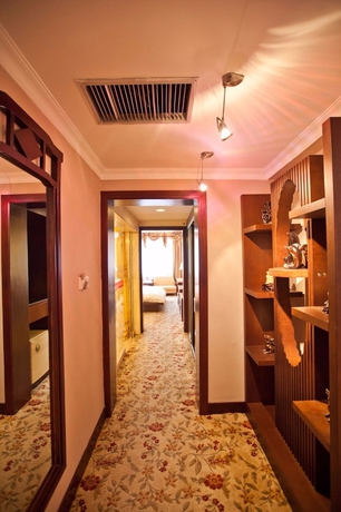 Imagen de la habitación del Hotel Yangshuo New Century. Foto 16