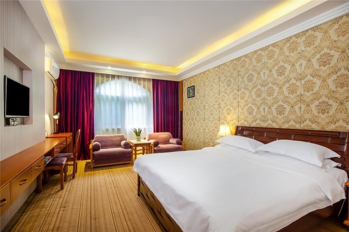 Imagen de la habitación del Hotel Yangshuo New Century Vip Building. Foto 16