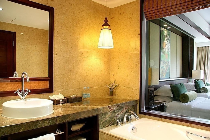 Imagen de la habitación del Hotel Yangshuo Resort. Foto 6