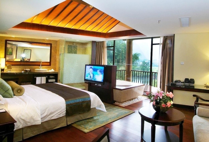 Imagen de la habitación del Hotel Yangshuo Resort. Foto 15