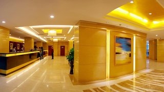Imagen de los interiores del Hotel Yangshuo Tangrenjie. Foto 8