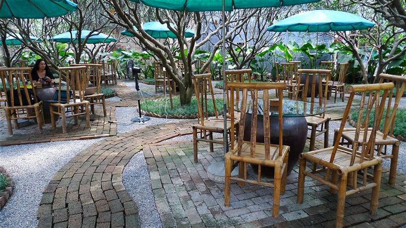 Imagen del bar/restaurante del Hotel Yangshuo Village Inn. Foto 7