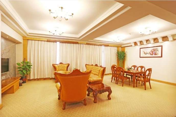 Imagen general del Hotel Yangtse River Hotel - Jingjiang. Foto 1