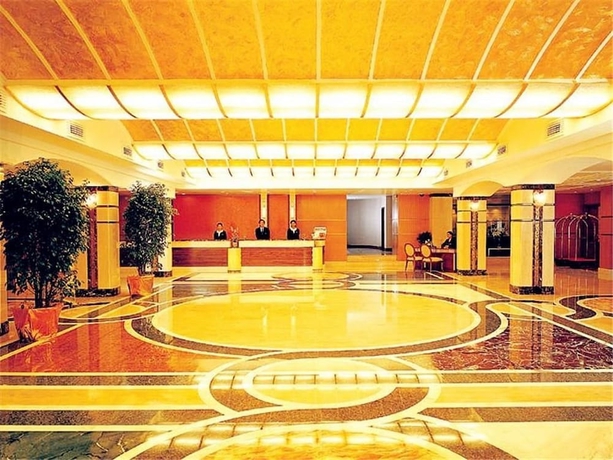 Imagen de los interiores del Hotel Yangtze Hotel. Foto 17