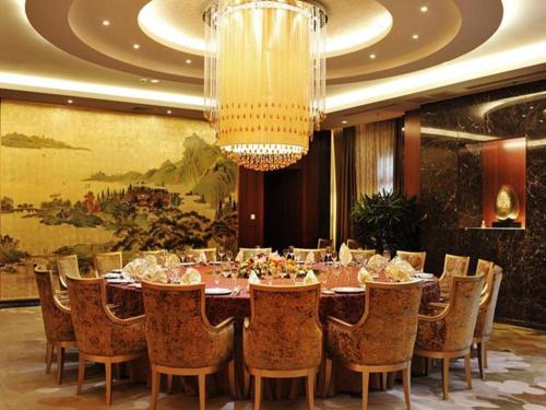 Imagen general del Hotel Yangzhou Hentique Huijin Resort. Foto 2