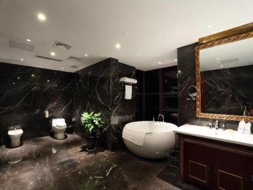 Imagen general del Hotel Yangzhou Pearl International. Foto 19