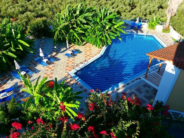 Imagen general del Hotel Yanna Studios. Foto 3