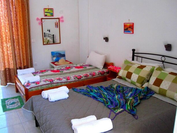 Imagen general del Hotel Yanna Studios. Foto 17