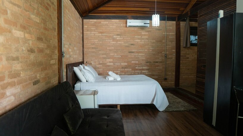 Imagen general del Hotel Yannai Chal&eacute; Praia. Foto 9