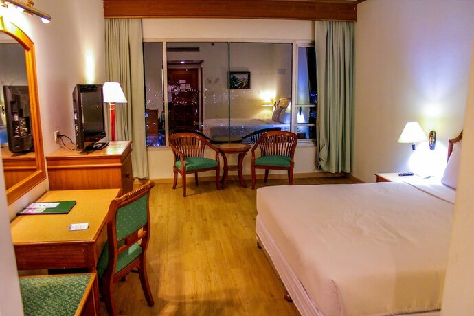Imagen de la habitación del Hotel Yannaty Hotel. Foto 17