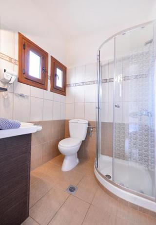 Imagen de la habitación del Hotel Yannis. Foto 6