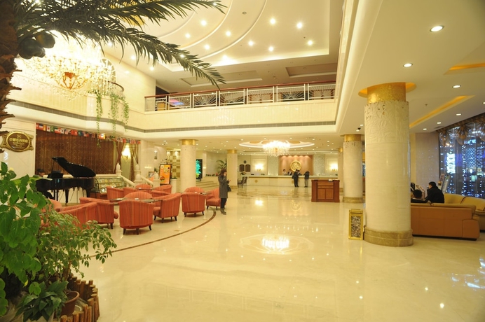Imagen de los interiores del Hotel Yantai Asia. Foto 18