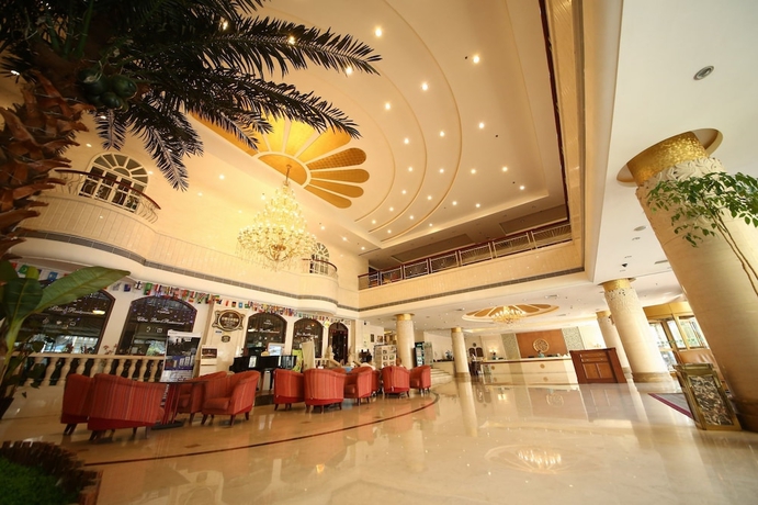 Imagen de los interiores del Hotel Yantai Asia. Foto 19