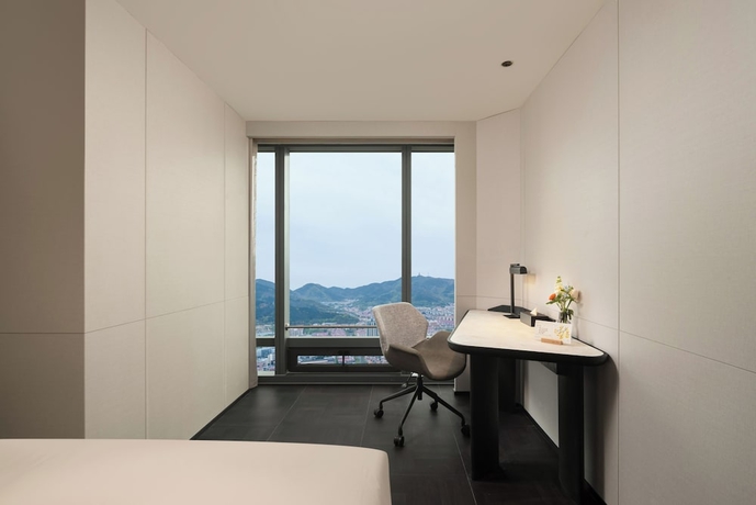 Imagen de los interiores del Hotel Yantai First Beach Seaview Yaduo. Foto 12