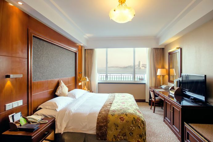 Imagen de la habitación del Hotel Yantai Golden Gulf. Foto 2