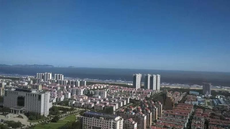 Imagen de los exteriores del Hotel Yantai Tianma Argyle Suites. Foto 18
