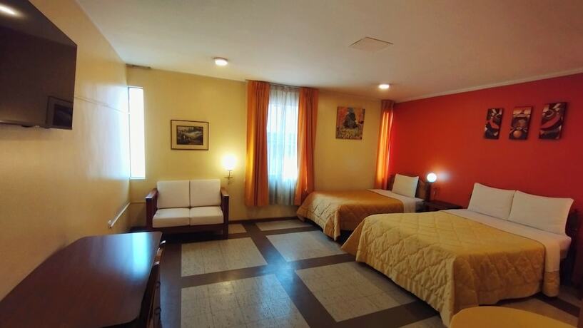 Imagen de la habitación del Hotel Ya&ntilde;ez Inn. Foto 14