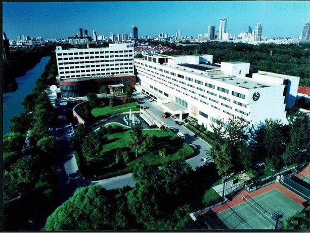 Imagen de los exteriores del Hotel Yanyuan International. Foto 3