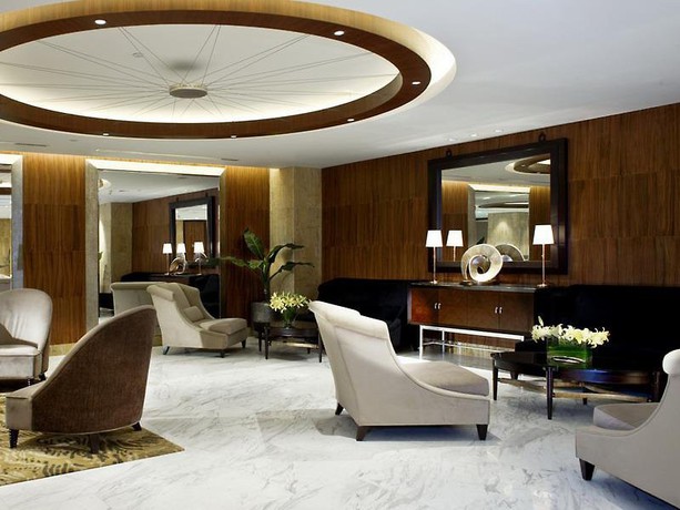 Imagen de los interiores del Hotel Yanyuan International. Foto 4