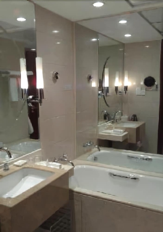 Imagen de la habitación del Hotel Yaojiang New Century Grand Zhuji. Foto 13