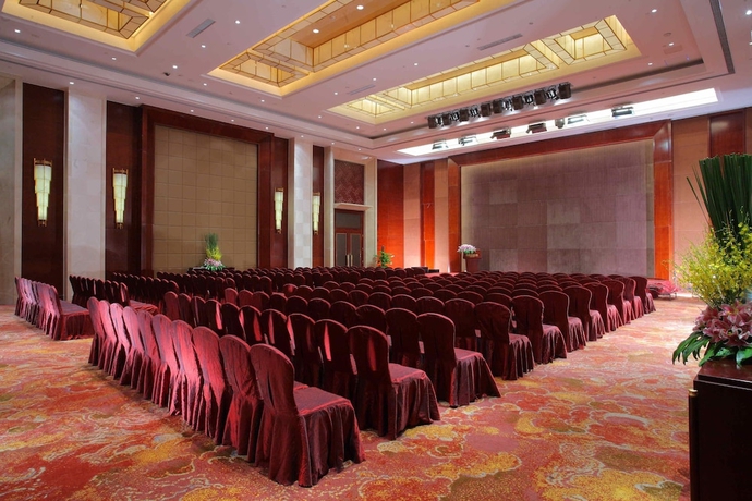 Imagen de los interiores del Hotel Yaojiang New Century Grand Zhuji. Foto 19