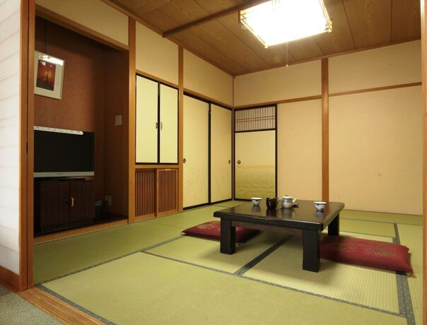 Imagen general del Hotel Yari No Sato. Foto 7