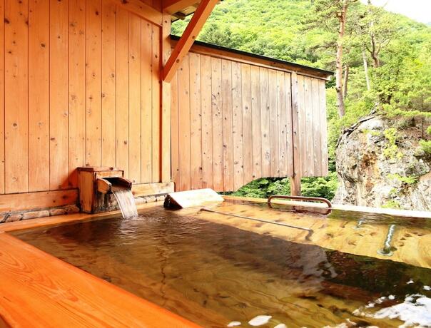 Imagen general del Hotel Yari No Sato. Foto 17