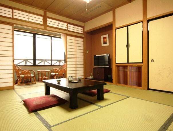 Imagen de la habitación del Hotel Yari No Sato. Foto 31