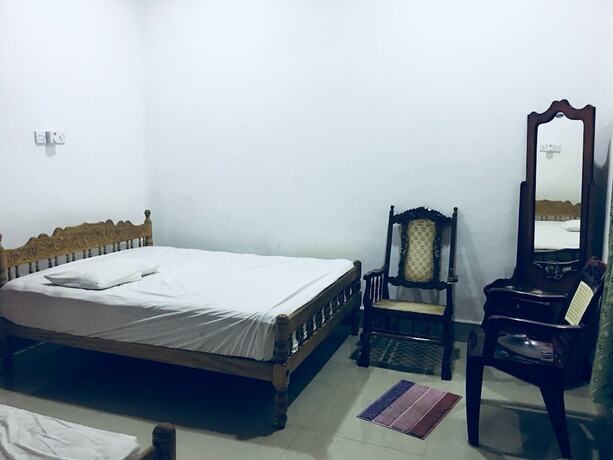 Imagen de la habitación del Hotel Yarl Crown Inn. Foto 17