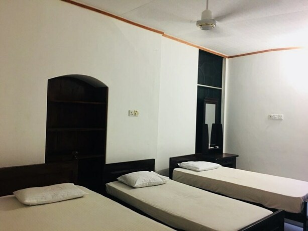 Imagen de la habitación del Hotel Yarl Crown Inn. Foto 20
