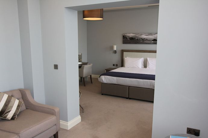 Imagen de la habitación del Hotel Yarrow. Foto 8