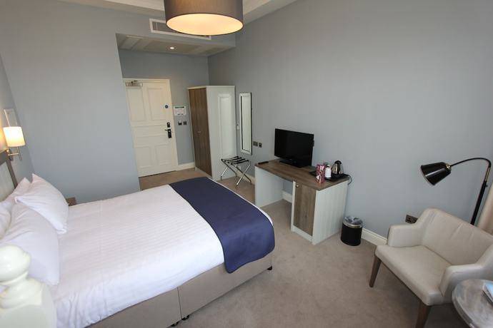 Imagen de la habitación del Hotel Yarrow. Foto 18