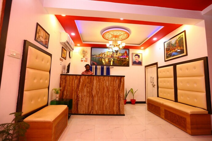 Imagen de los interiores del Hotel Yash Residency. Foto 17