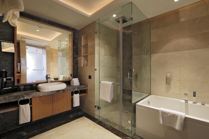 Imagen de la habitación del Hotel Yashail Haridwar. Foto 11