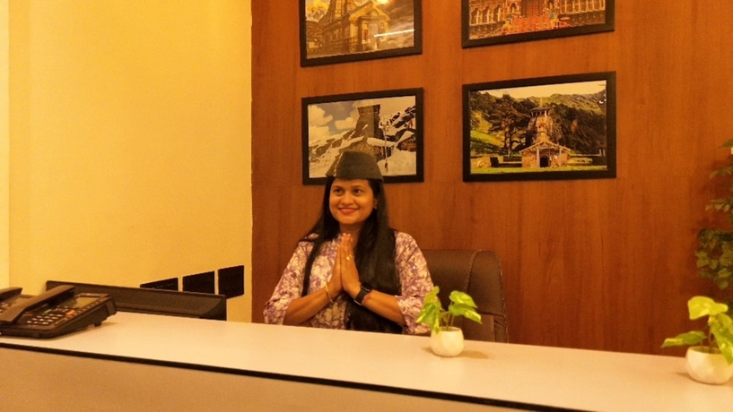Imagen de los interiores del Hotel Yashasvi Himalayan Resort. Foto 12