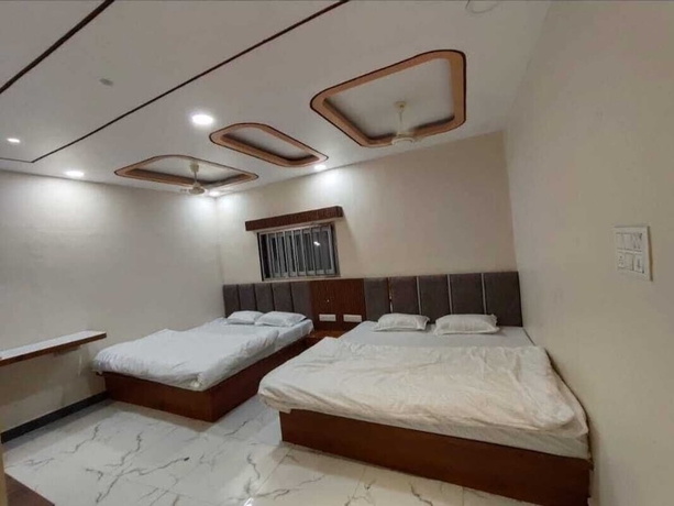 Imagen de la habitación del Hotel Yashoda. Foto 1