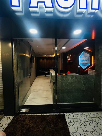 Imagen de los interiores del Hotel Yashoda. Foto 15