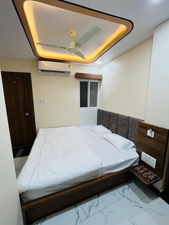 Imagen de la habitación del Hotel Yashoda. Foto 6