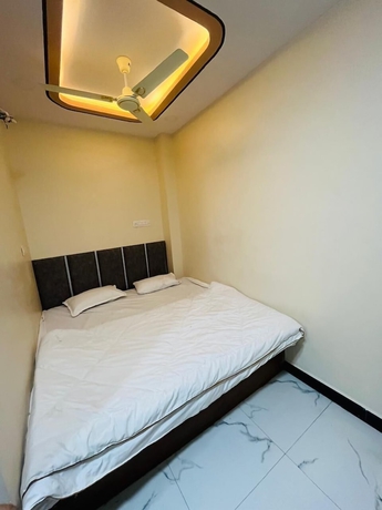 Imagen de la habitación del Hotel Yashoda. Foto 10