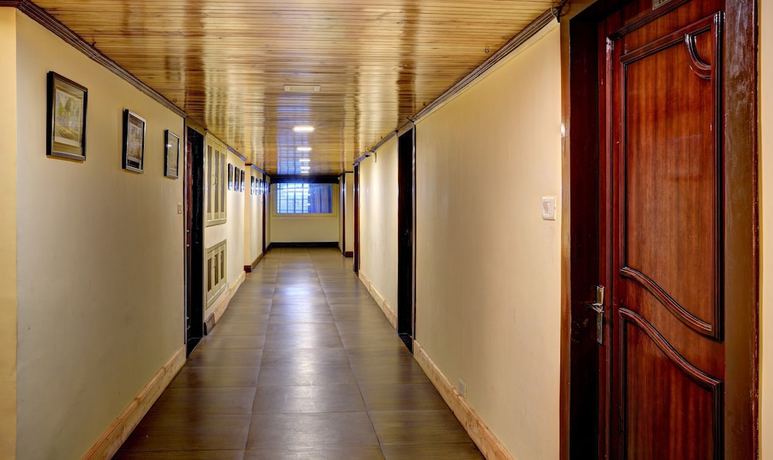 Imagen de los interiores del Hotel Yashshree Mall Road Darjeeling. Foto 15