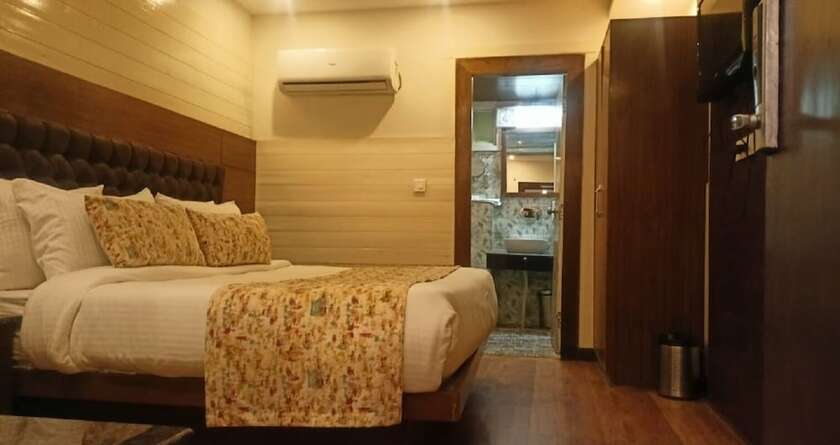 Imagen de la habitación del Hotel Yashshree Mussoorie. Foto 27