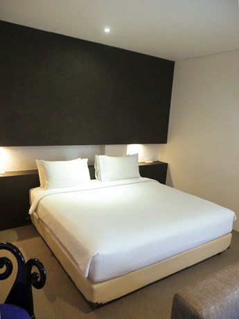 Imagen de la habitación del Hotel Yasmin Karawaci. Foto 7