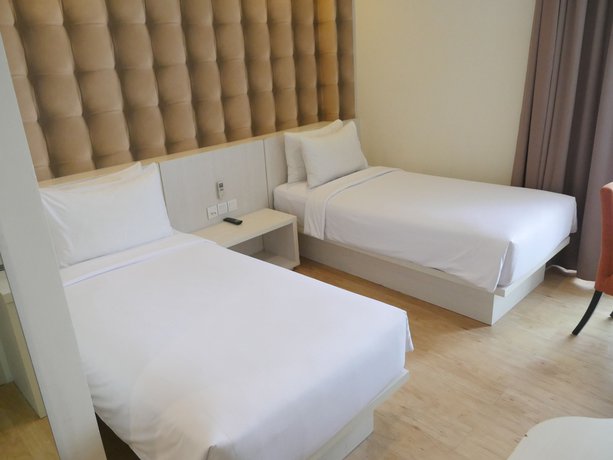 Imagen de la habitación del Hotel Yasmin Karawaci. Foto 11