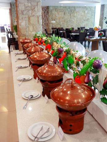 Imagen del bar/restaurante del Hotel Yasmin Karawaci. Foto 3