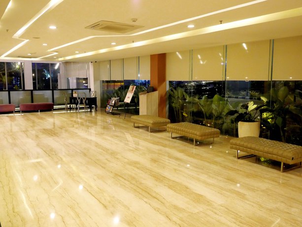 Imagen de los interiores del Hotel Yasmin Karawaci. Foto 19